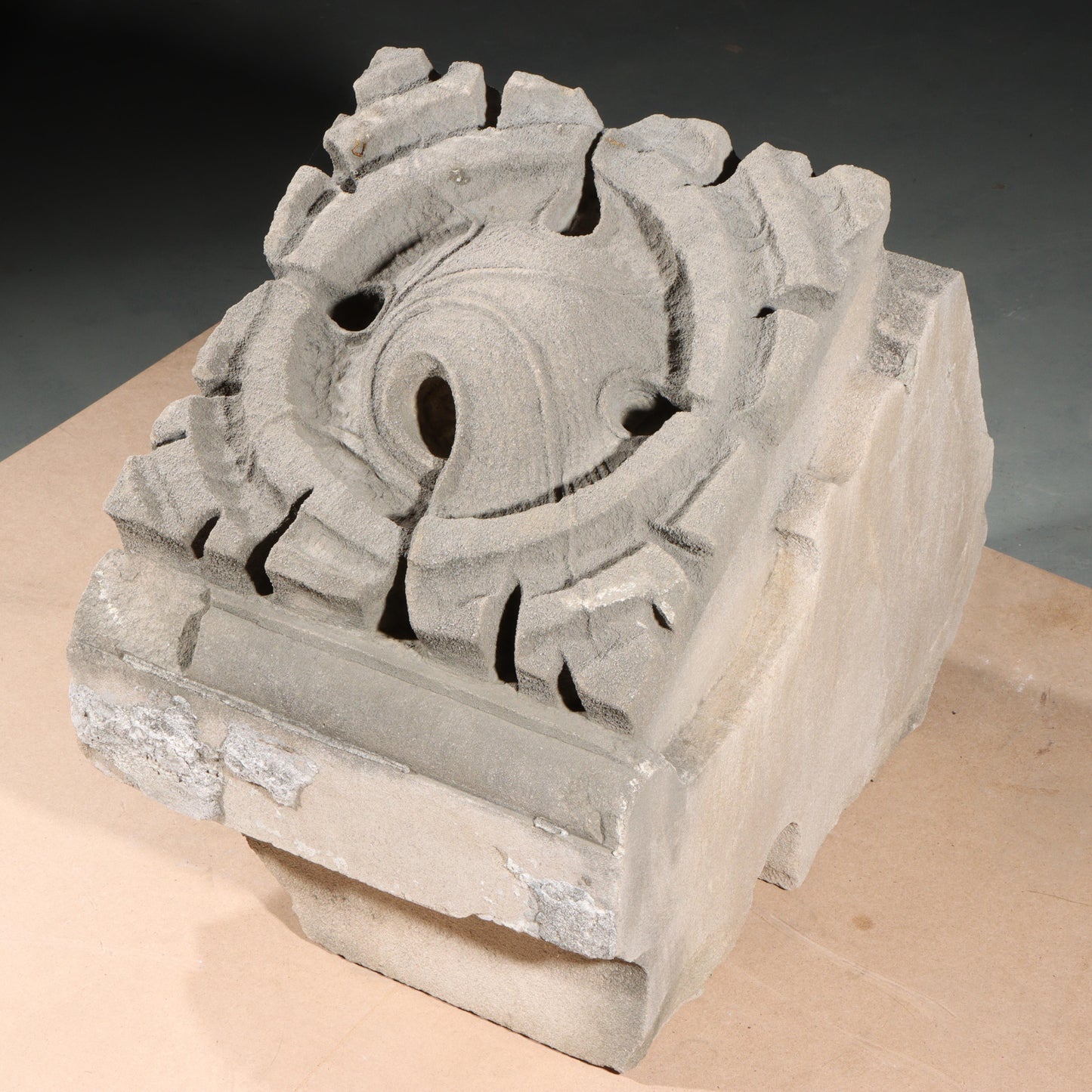 Scrolled leaf rosette foliate border block roundel end piece; 1920s Harlem, New York, Gothic Style Architectural Limestone Facade Carving 19"H x 15"W