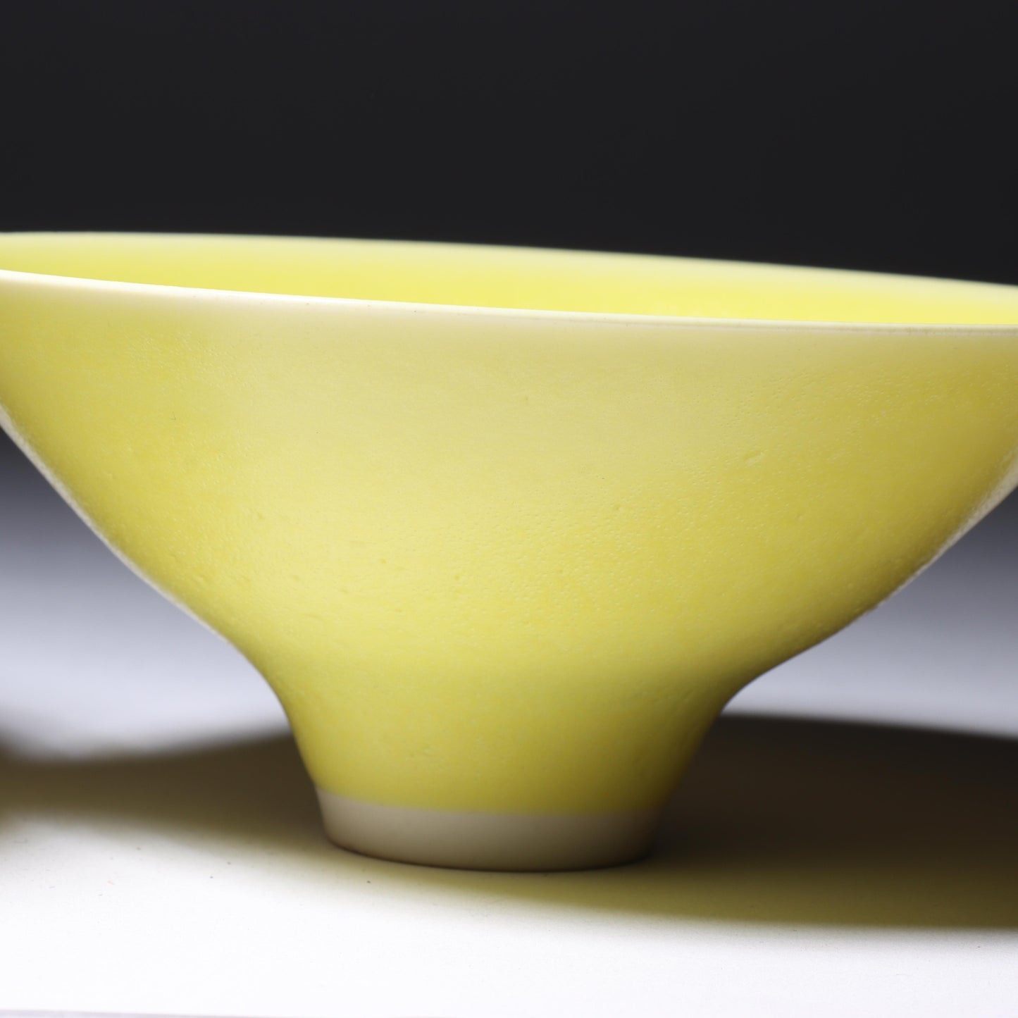 Peter Wills, British (b.1955), Pair of Modernist studio pottery footed thin wall porcelain bowls, studio ceramic, 3 1/2"H x 5 3/4"Diam. (larger)