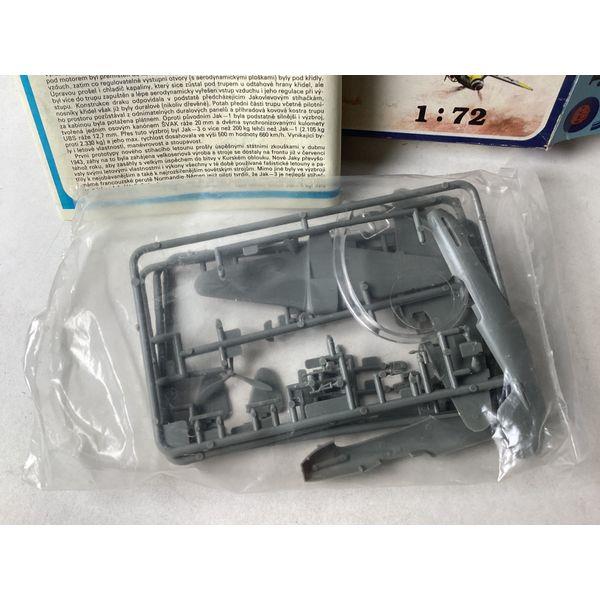 SMER Jak-3 - 1/72 Scale, Airplane Model Kit