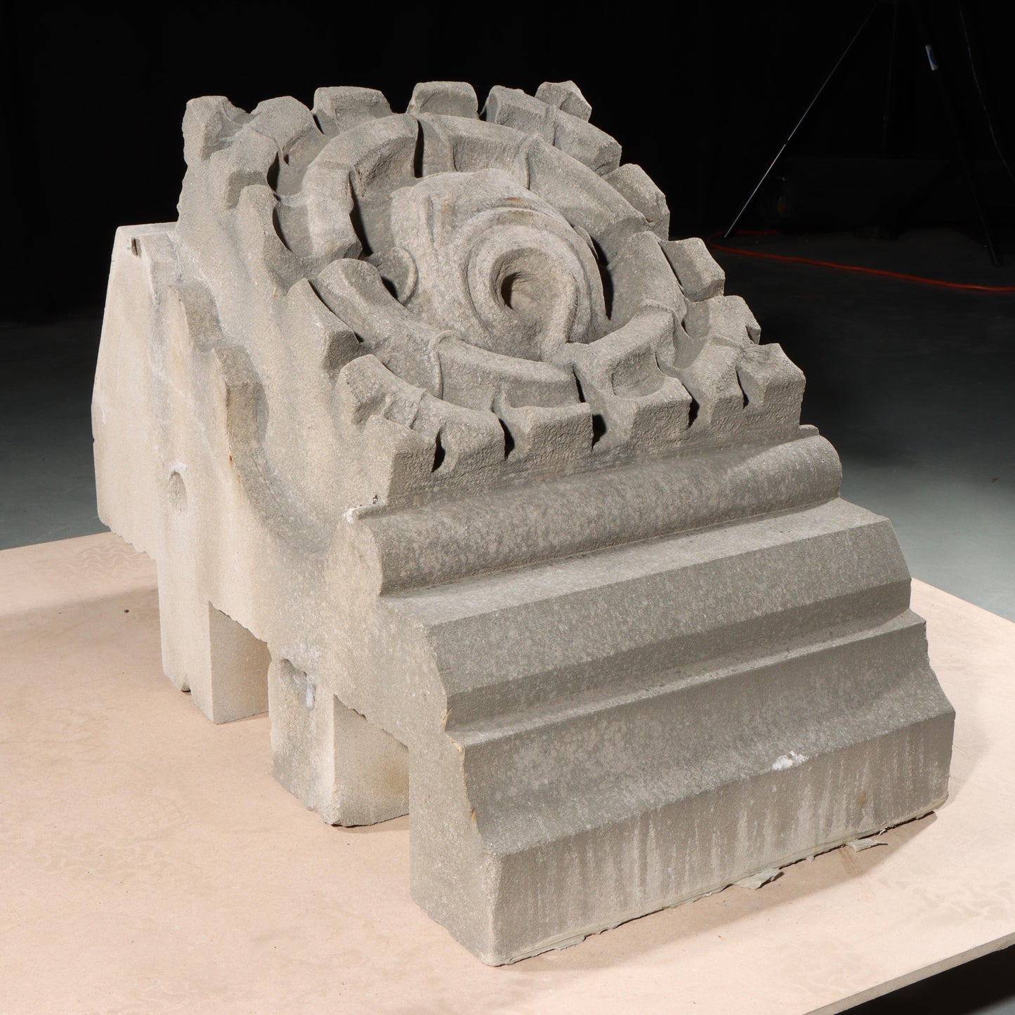 Scrolled leaf rosette foliate border block roundel end piece; 1920s Harlem, New York, Gothic Style Architectural Limestone Facade Carving 19"H x 15 1/2"W