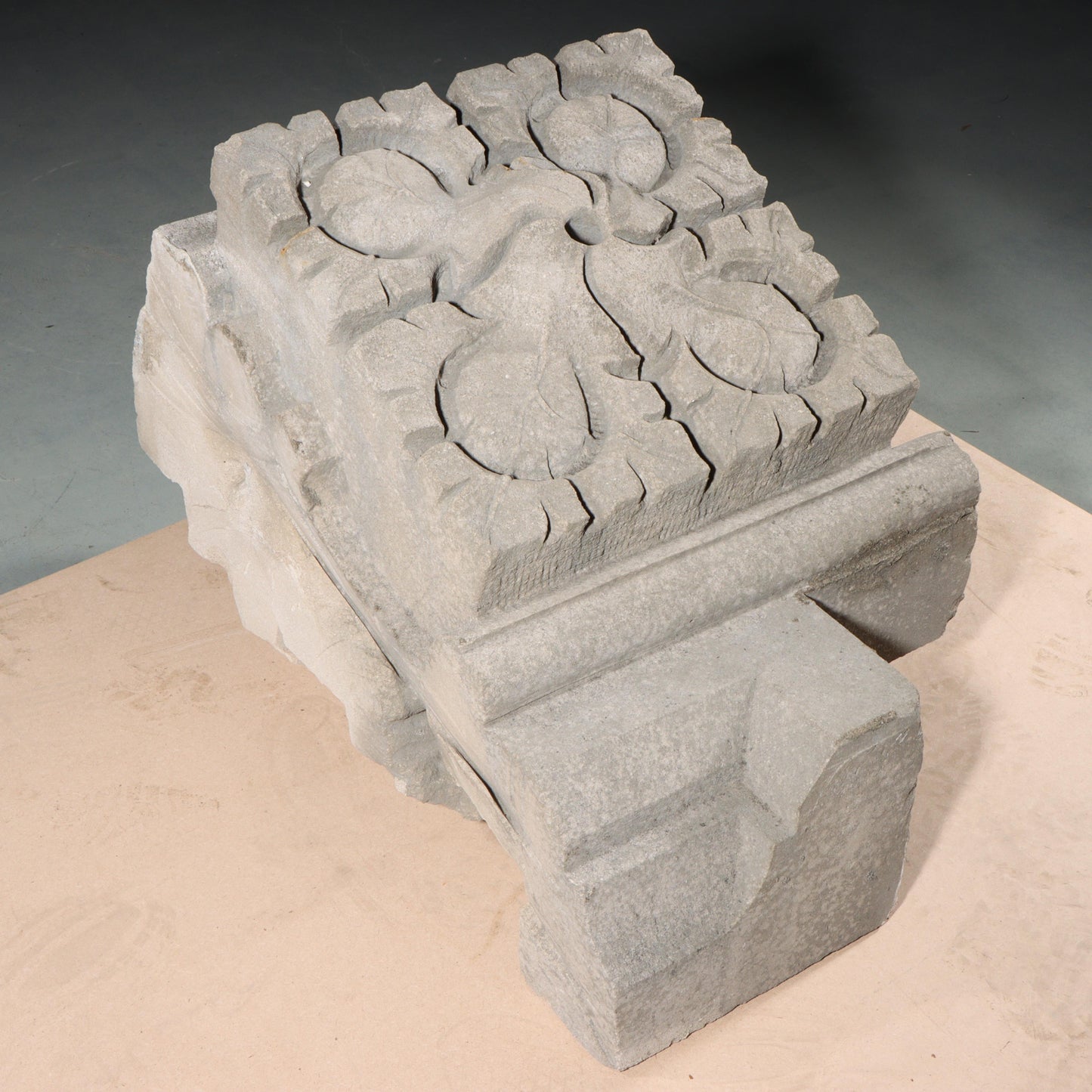 Quatrefoil floral rosette foliate relief border block roundel end piece; 1920s Harlem, New York, Gothic Style Architectural Limestone Facade Carving 18 3/4"H x 17"W