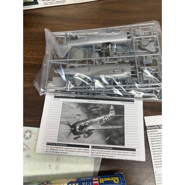 Revell Republic P-47D-30 Thunderbolt - 1:72 Scale, Plastic Model Kit, Unassembled, Decals Included