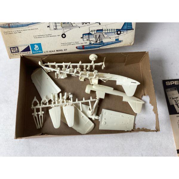General Mills Kingfisher OS2U-3 - 1/72 Scale Model Kit, Vintage