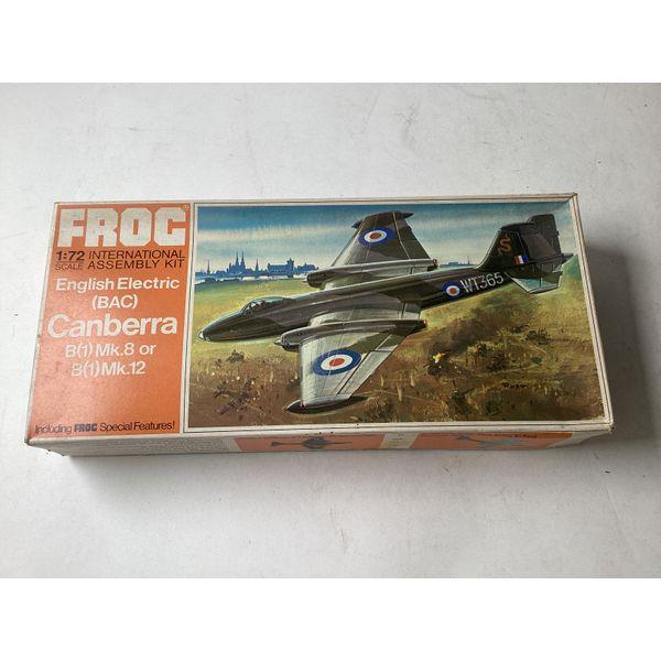 Frog English Electric Canberra B(I) Mk.6/B(I) Mk.8 - 1/72 Scale Model Aircraft