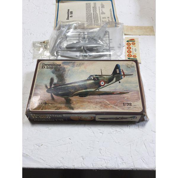 ESCI Dewoitine D.520 - 1:72 Scale, Model Kit, Unassembled