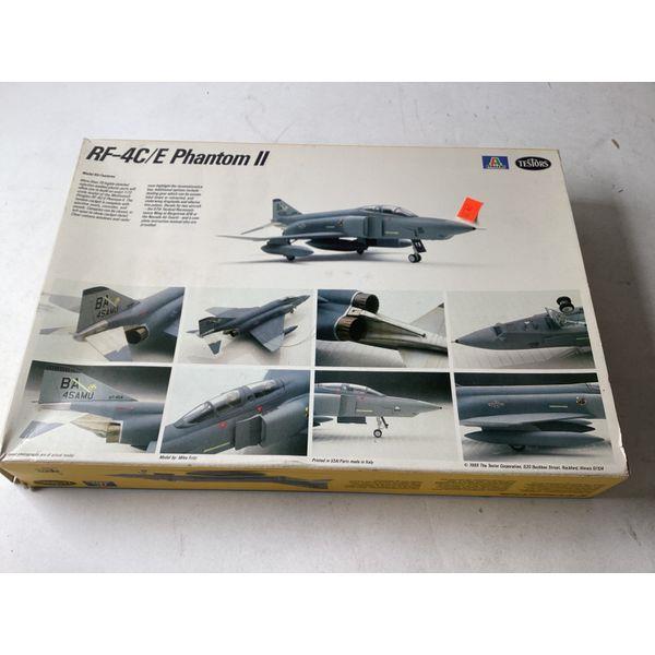 Testors, RF-4C/E Phantom II, 1/72 Scale, Unassembled Kit, Hobby Airplane