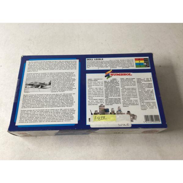 Airfix F-84F Thunderstreak - 1:72 Scale Model Kit, 2+ Decals