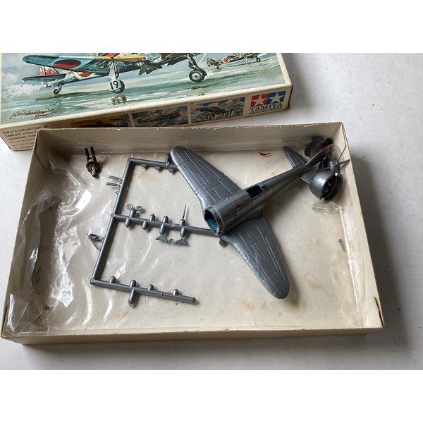 Tamiya Shoki Nakajima Ki-44 "Tojo" 1/72 Scale Model Airplane Kit