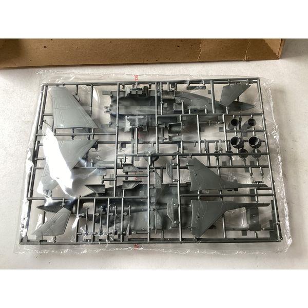 AMT Mikoyan Gurevich MiG-29 'Fulcrum' - 1/72 Scale Model Kit