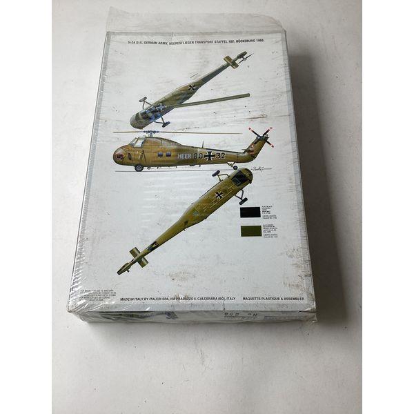 Italeri UH-34 D Sea Horse, 1/72 Scale, Model Kit, Decals Included