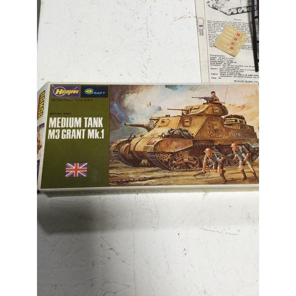 Hasegawa Mini-Kraft M3 Grant Mk.1 - 1/72 Scale, British Army - Unassembled