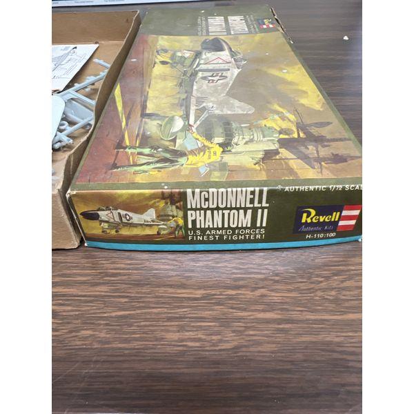 Revell McDonnell Phantom II - Vintage Model Kit, U.S. Armed Forces Fighter, Authentic 1/72 Scale