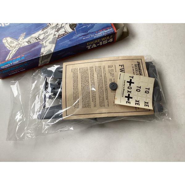 Pioneer 2 TA-154, 1/72 Scale Model Kit
