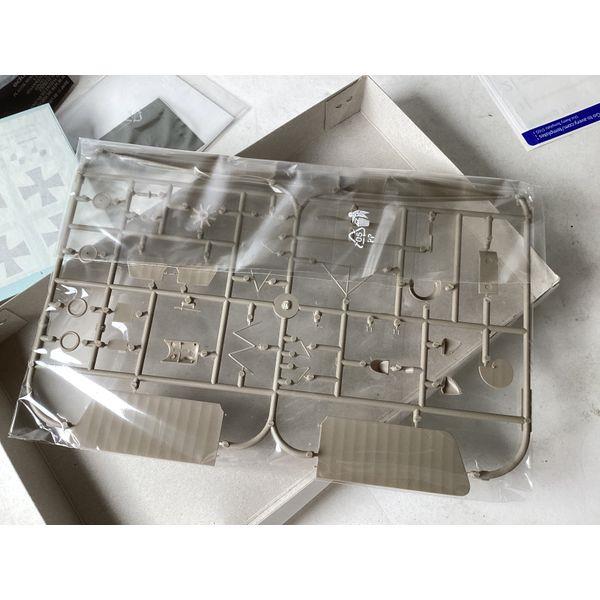 Eduard Fokker E.III - 1/72 Scale, Model Aircraft Kit, Detachable Parts, Historical Accuracy