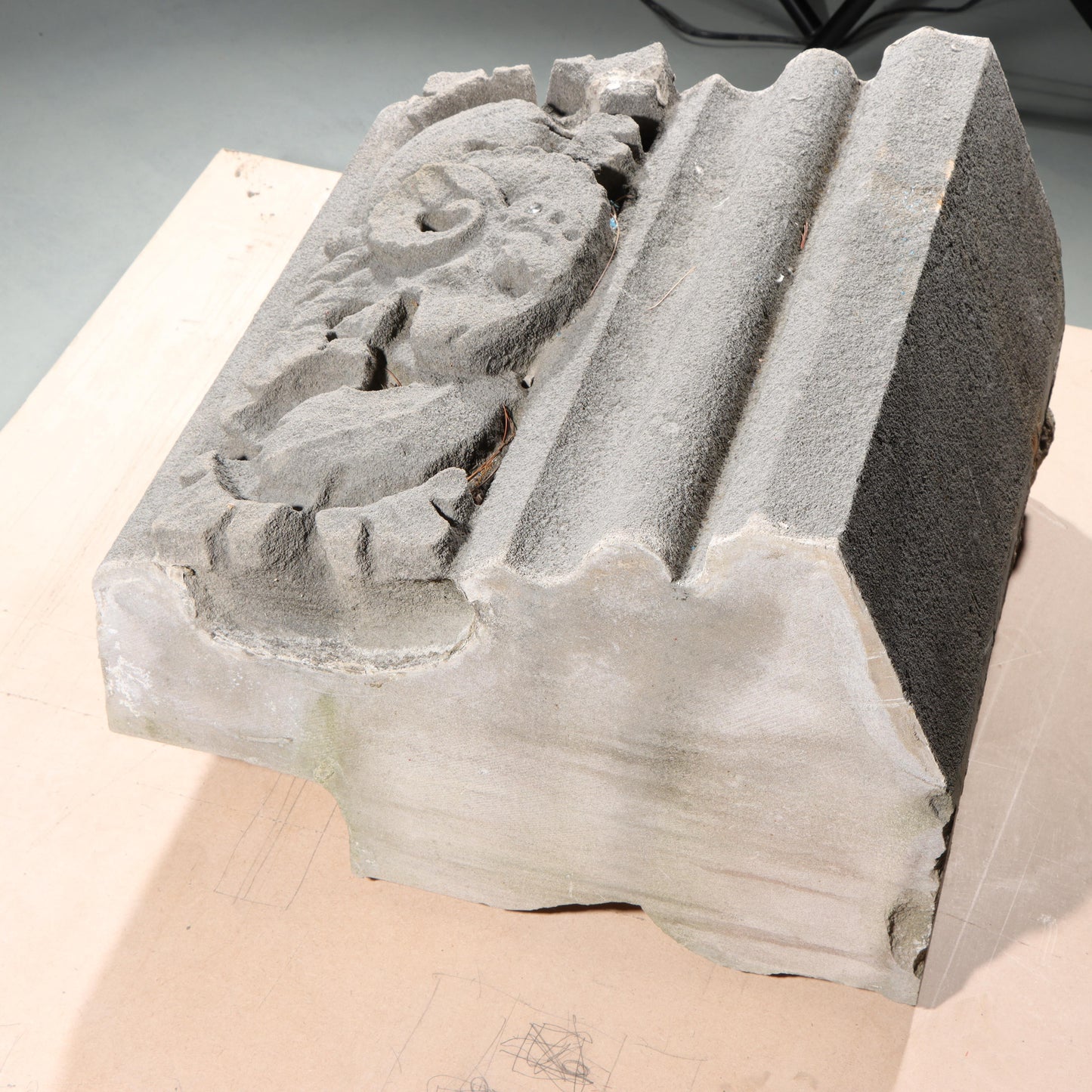 Ram's head leaf foliate gargoyle/grotesque relief border block; 1920s Harlem, New York, Gothic Style Architectural Limestone Facade Carving 20"H x 20"W
