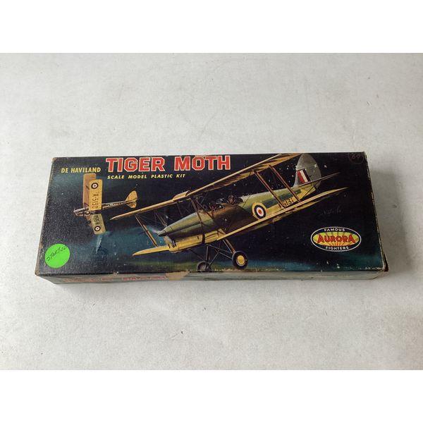 Aurora Tiger Moth - Famous Fighters Series, Model Kit 110-49