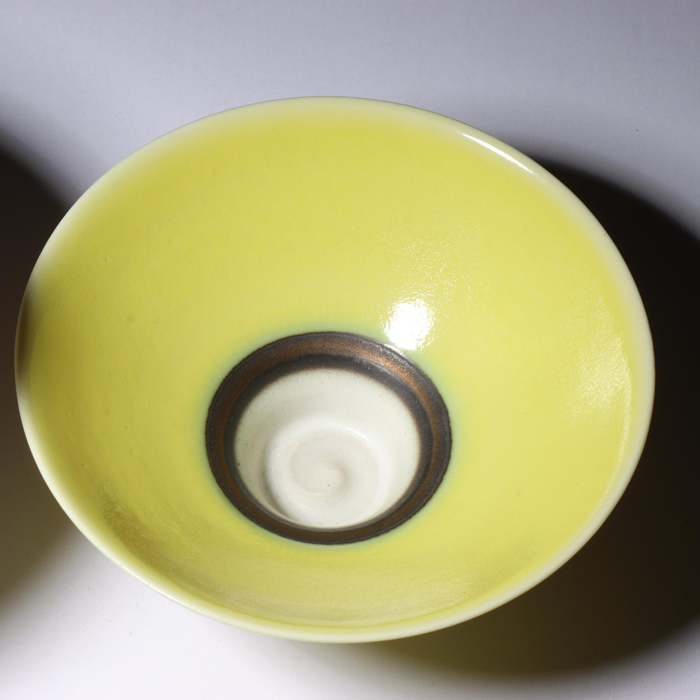 Peter Wills, British (b.1955), Pair of Modernist studio pottery footed thin wall porcelain bowls, studio ceramic, 3 1/2"H x 5 3/4"Diam. (larger)