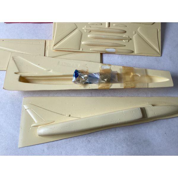 Main Hobbies Scale Model Formed Kit