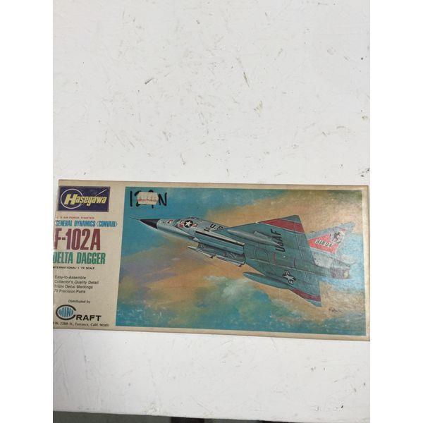 Hasegawa F-102A Delta Dagger - Plastic Model Kit, Unassembled