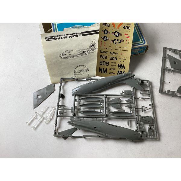 Emhar North American FJ-4B Fury - 1:72 Scale Model Kit