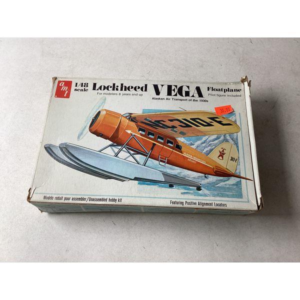 AMT Lockheed VEGA Floatplane - 1/48 Scale Model Kit, Alaskan Air Transport