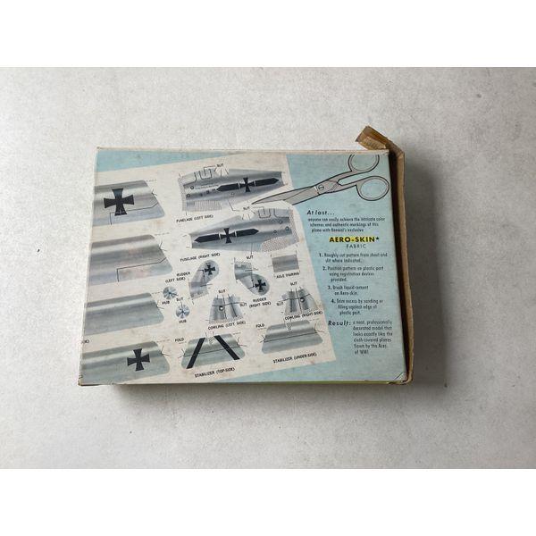 Renwal Lt. Alfred Lenz's Pfalz D.III - 1/72 Scale Assembly Kit