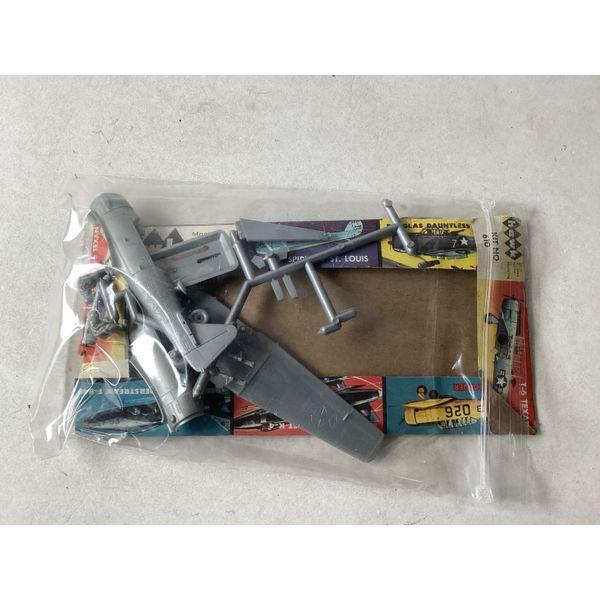 Hawk T-6 Texan, 1/72 Scale, Plastic Model Kit, Unassembled