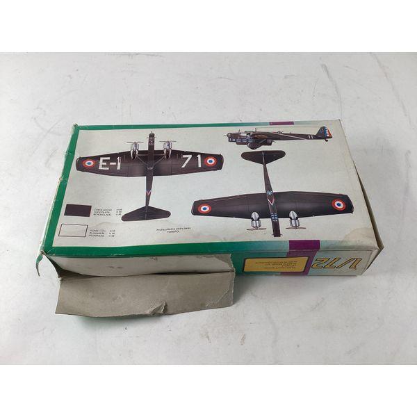 Heller Amiot 143, 1/72 Scale Model Airplane Kit