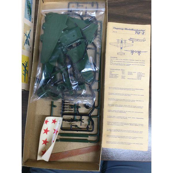 TU-2 Model Kit, Soviet Bomber