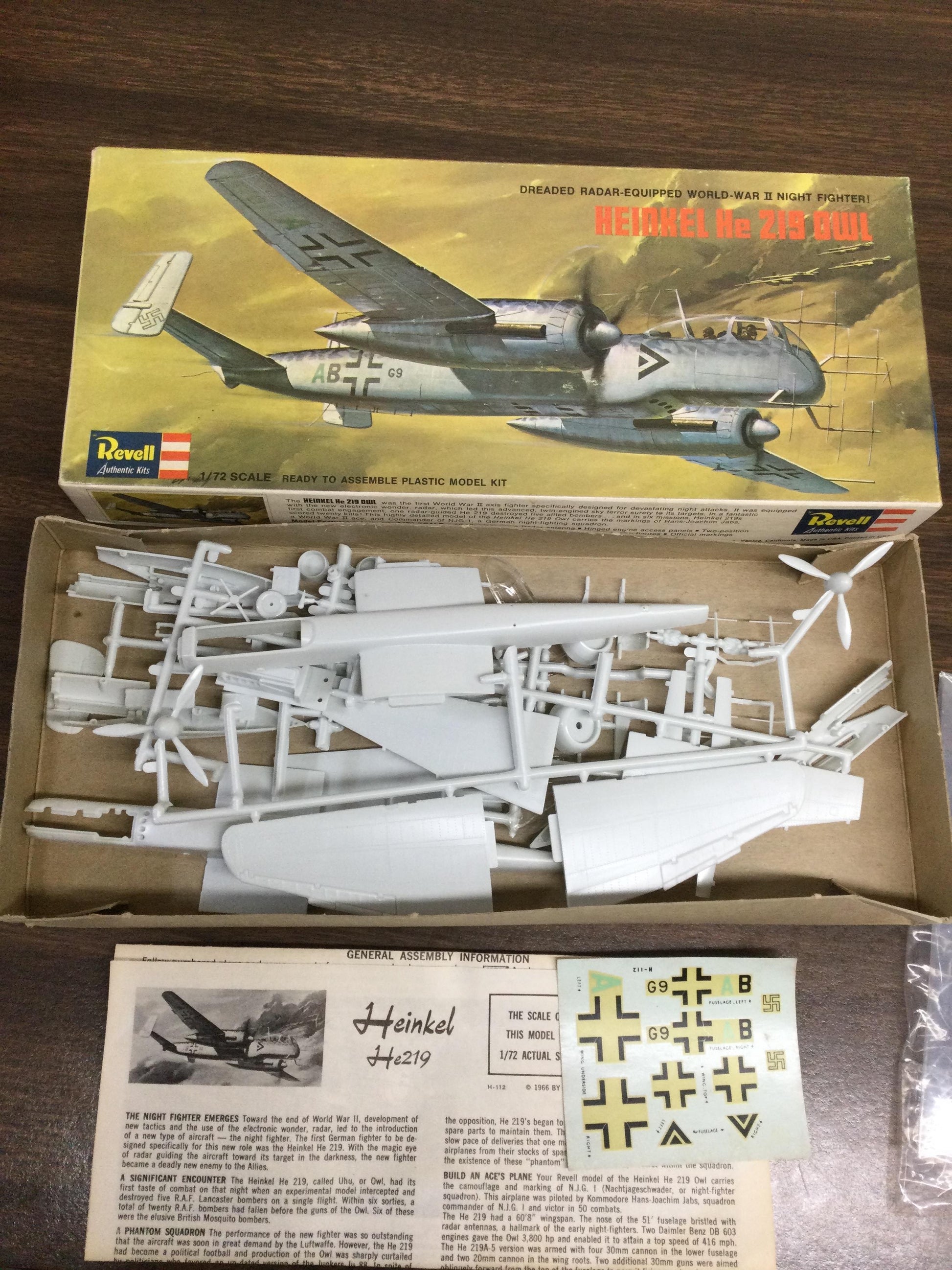 Revell Heinkel He 219 A-O, 1/72 Scale, Plastic Model Kit, WWII Night Fighter