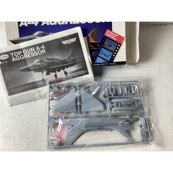 Testors A-4 Aggressor, 1/72 Scale Model Kit - Top Gun Movie Tie-In