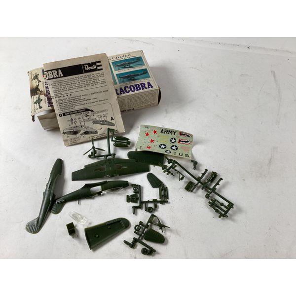 Revell P-39 Airacobra - 1/72 Scale Collector's Choice, Makes One of Three Versions