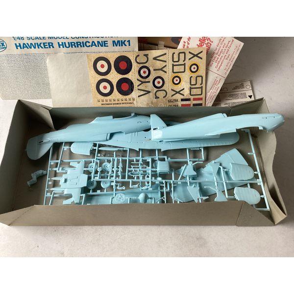 Airfix Hawker Hurricane MK1 - 1:48 Scale, Model Kit, Series 4