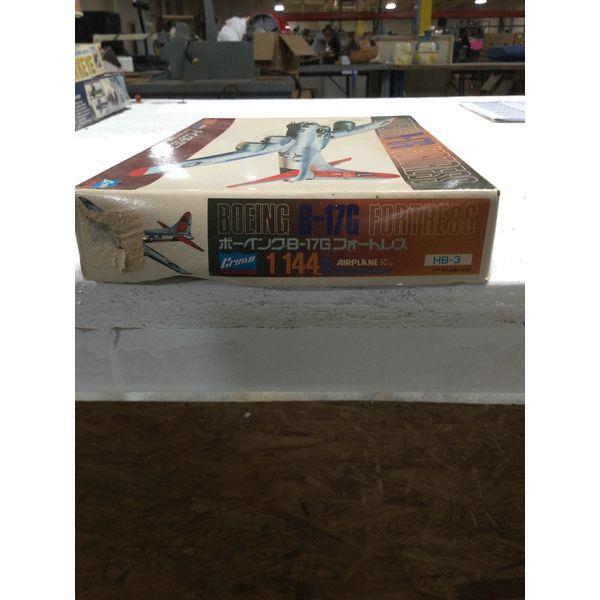 Gann B-17G Fortress - Airplane Model Kit, Scale 1:144, HB-3