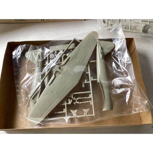 Tamiya Zero Fighter ZEKE A6M2 - 1/48 Scale, Assembly Kit