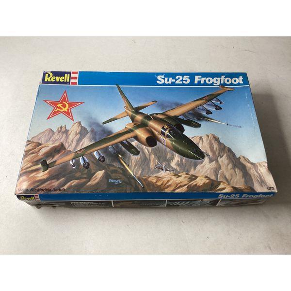 Revell Su-25 Frogfoot Model Kit - 1/72 Scale
