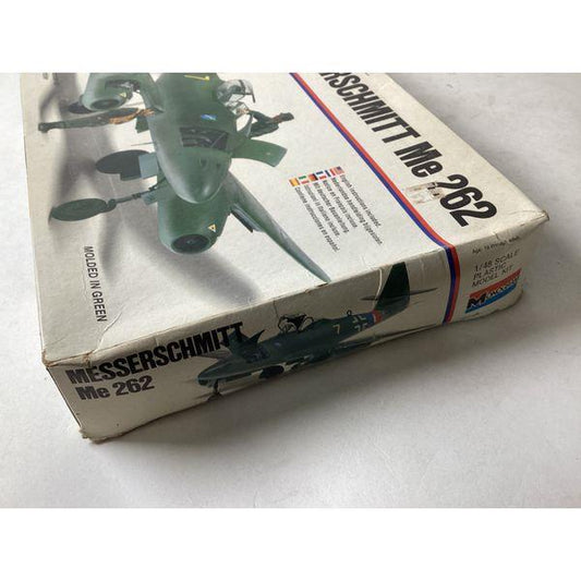 Monogram Messerschmitt Me 262, 1/48 Scale, Plastic Model Kit, Molded in Green