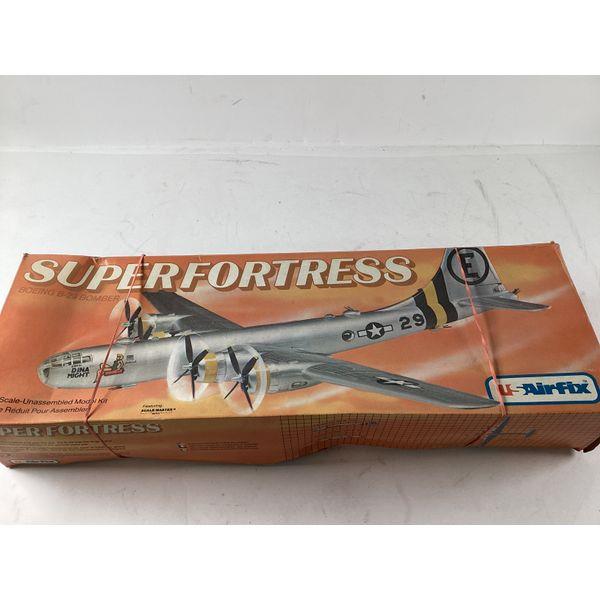 U-Airfix Superfortress - 1/72 Scale, Unassembled Model Kit