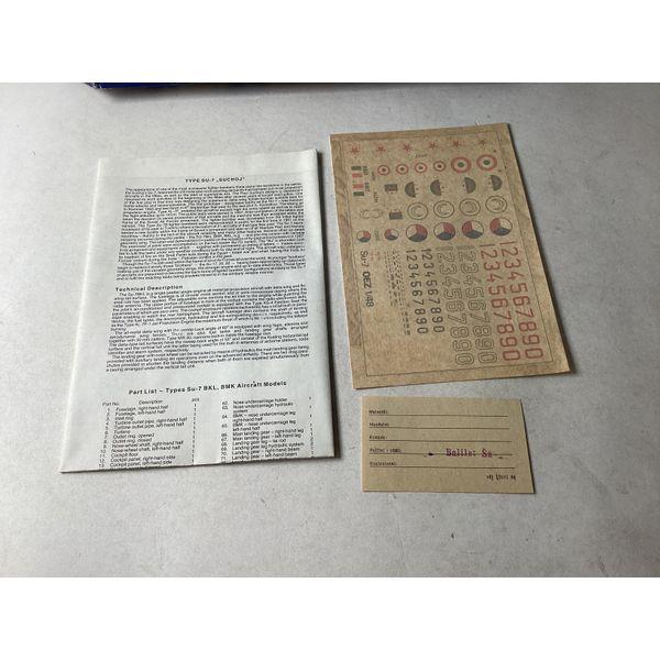 OEZ Model Su-7BMK, Indie - Vintage Airplane Kit