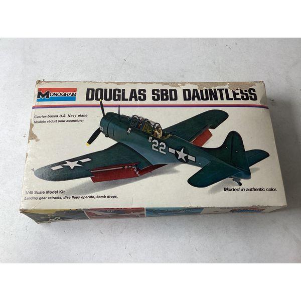 Monogram DOUGLAS SBD DAUNTLESS - 1/48 Scale, Model Kit, Carrier-Based, Navy Plane