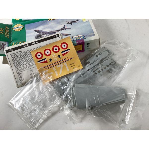Heller Amiot 143, 1/72 Scale Model Airplane Kit