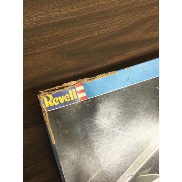 Revell British Aerospace Hawker Harrier Model Kit - US Marine & RAF Decals