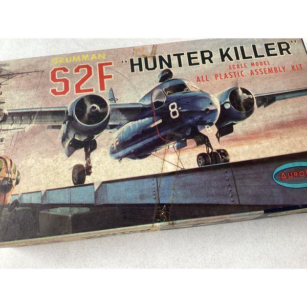 Aurora S2F "Hunter Killer" Scale Model Kit - All Plastic Assembly