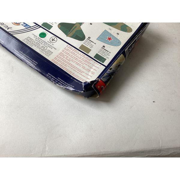 Toko IL-2M Flying Tank - 1:72 Scale, Model Kit