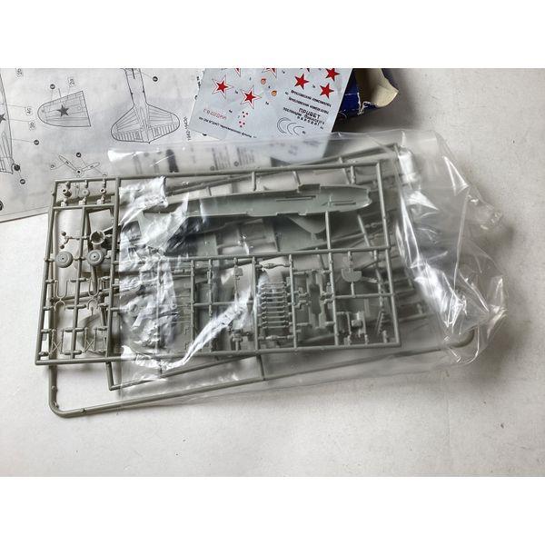Toko IL-2M Flying Tank - 1:72 Scale, Model Kit