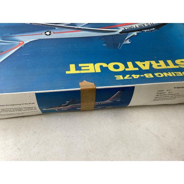 Minicraft Boeing B-47E Stratojet - Model Kit