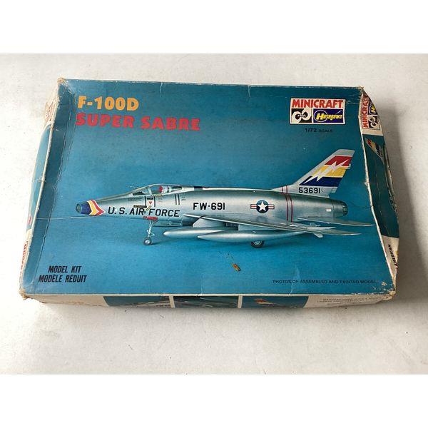 Minicraft North American F-100D Super Sabre - 1/72 Scale Model Kit