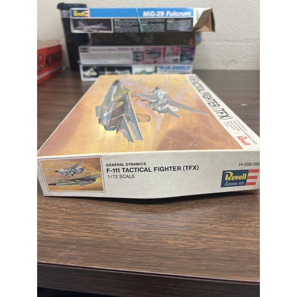 Revell F-111 Tactical Fighter (TFX) - 1/72 Scale Model Kit