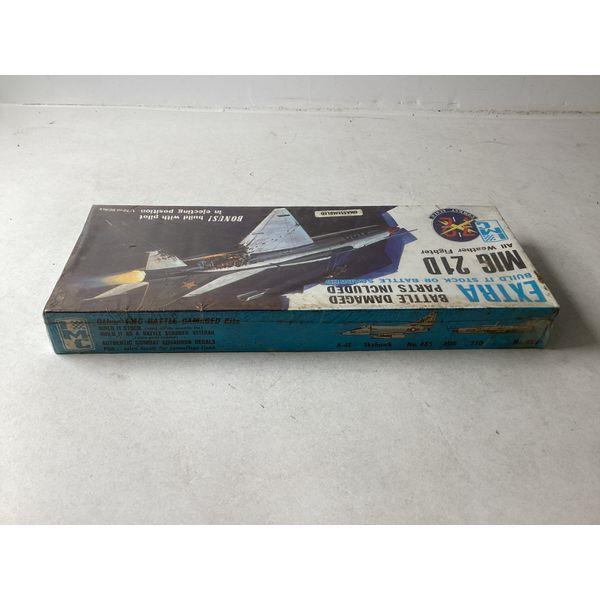 Hawk MiG-21D All Weather Fighter - Battle Damaged Parts, 1/72 Scale, Build Stock or Scarred