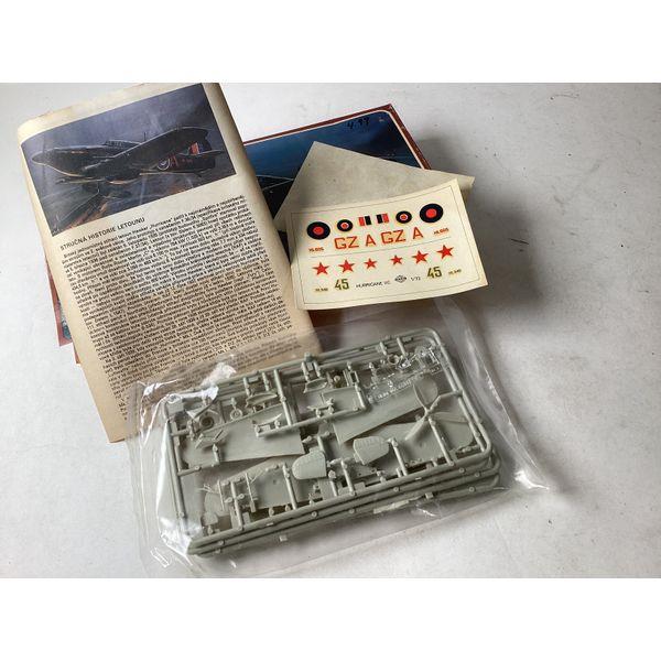 Hawker Hurricane VC 1/72 Scale Model Kit - Vintage